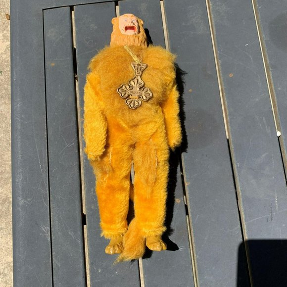 The Wizard of Oz - Cowardly Lion 50th Anniversary Vintage Doll From 1988 - Picture 4 of 6
